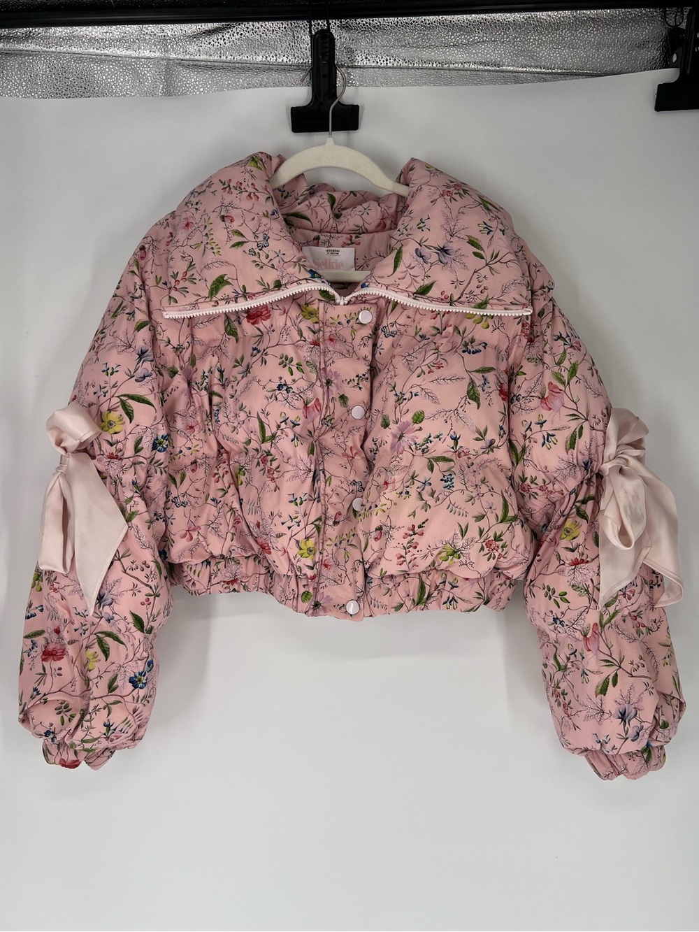 Selkie The Marshmellow Puffer Pink Floral Cropped Coquette Puff Sleeve Coat M